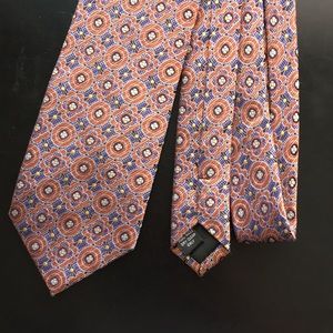 very cool Bocara necktie